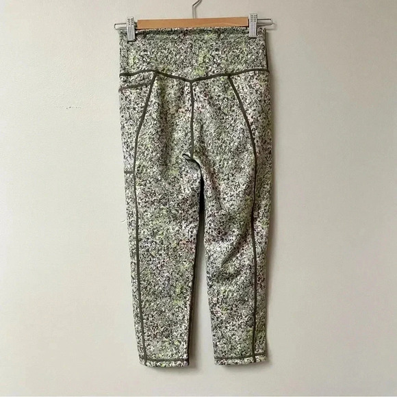 Sweaty Betty Super Sculpt 7/8 Leggings Green Pebble Size Small | High Waist - Picture 7 of 11